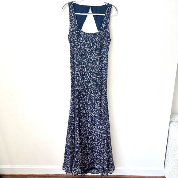NWT Fame & Partners Navy Blue Ditsy Floral Open Back Maxi Dress Wedding Guest - Picture 1 of 8